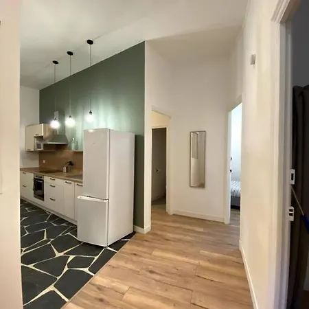 Beziers - Appartement 3 Chambres Parking Privee -Wifi -Clim Exterior photo