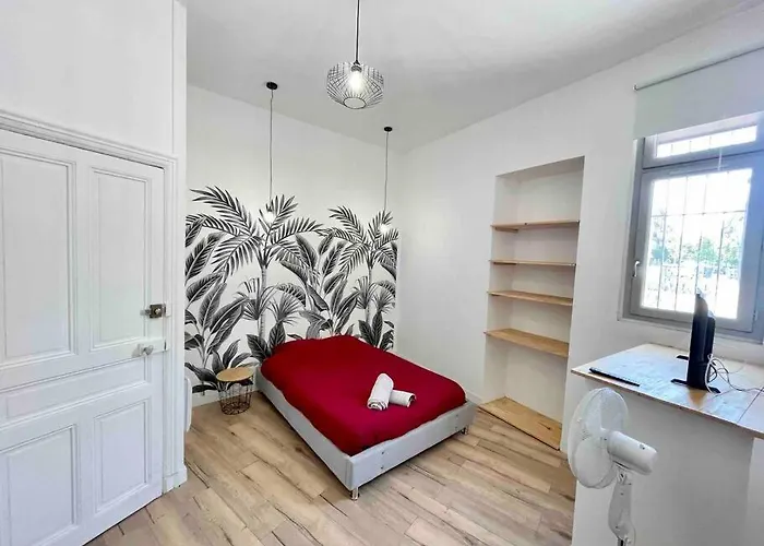 Beziers - Appartement 3 Chambres Parking Privee -Wifi -Clim