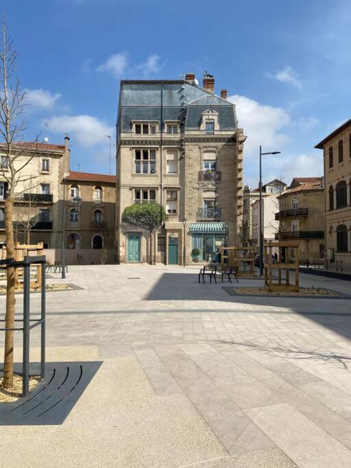 - 3 Parking Privee -wifi -clim * Beziers